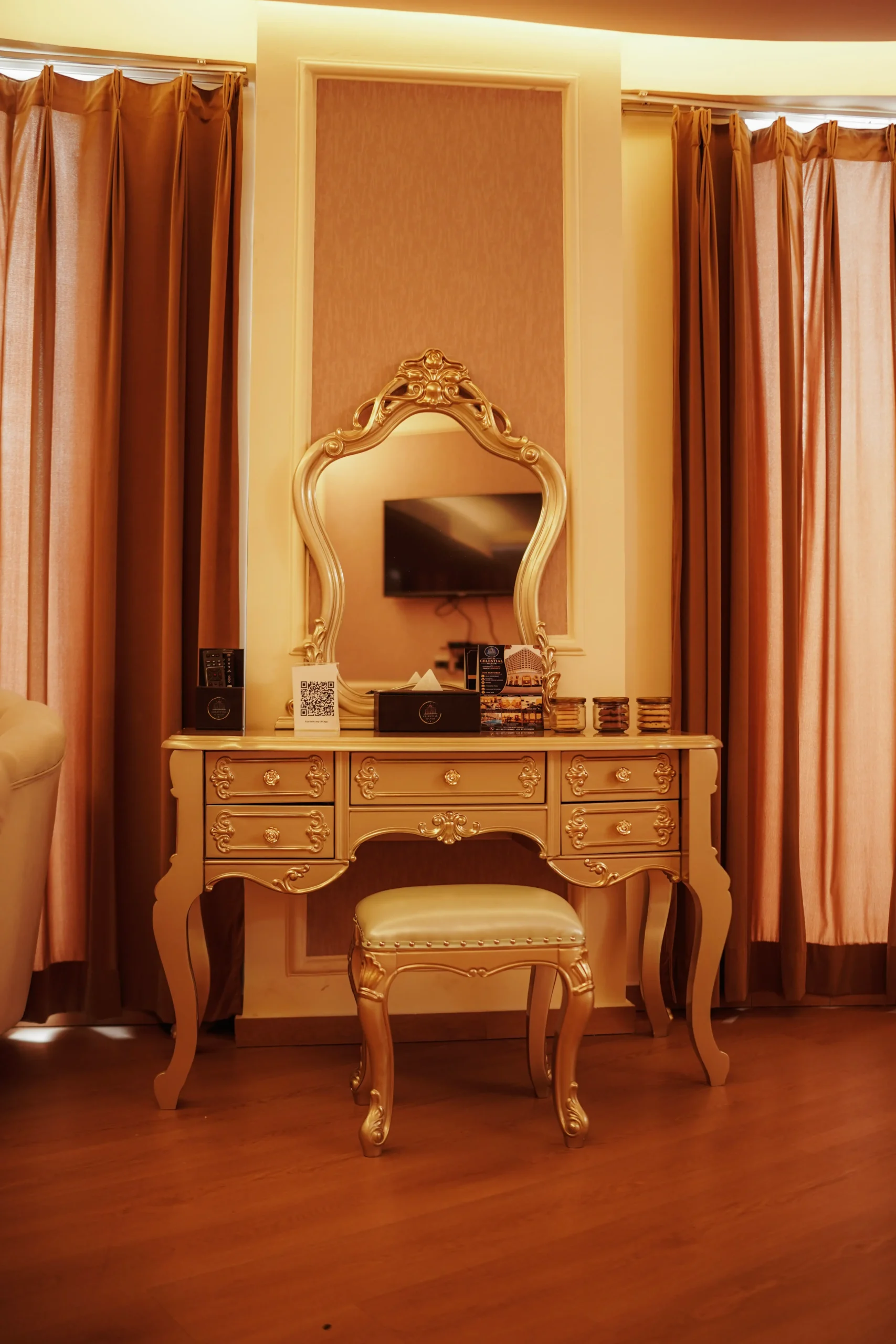 Suite interior detail